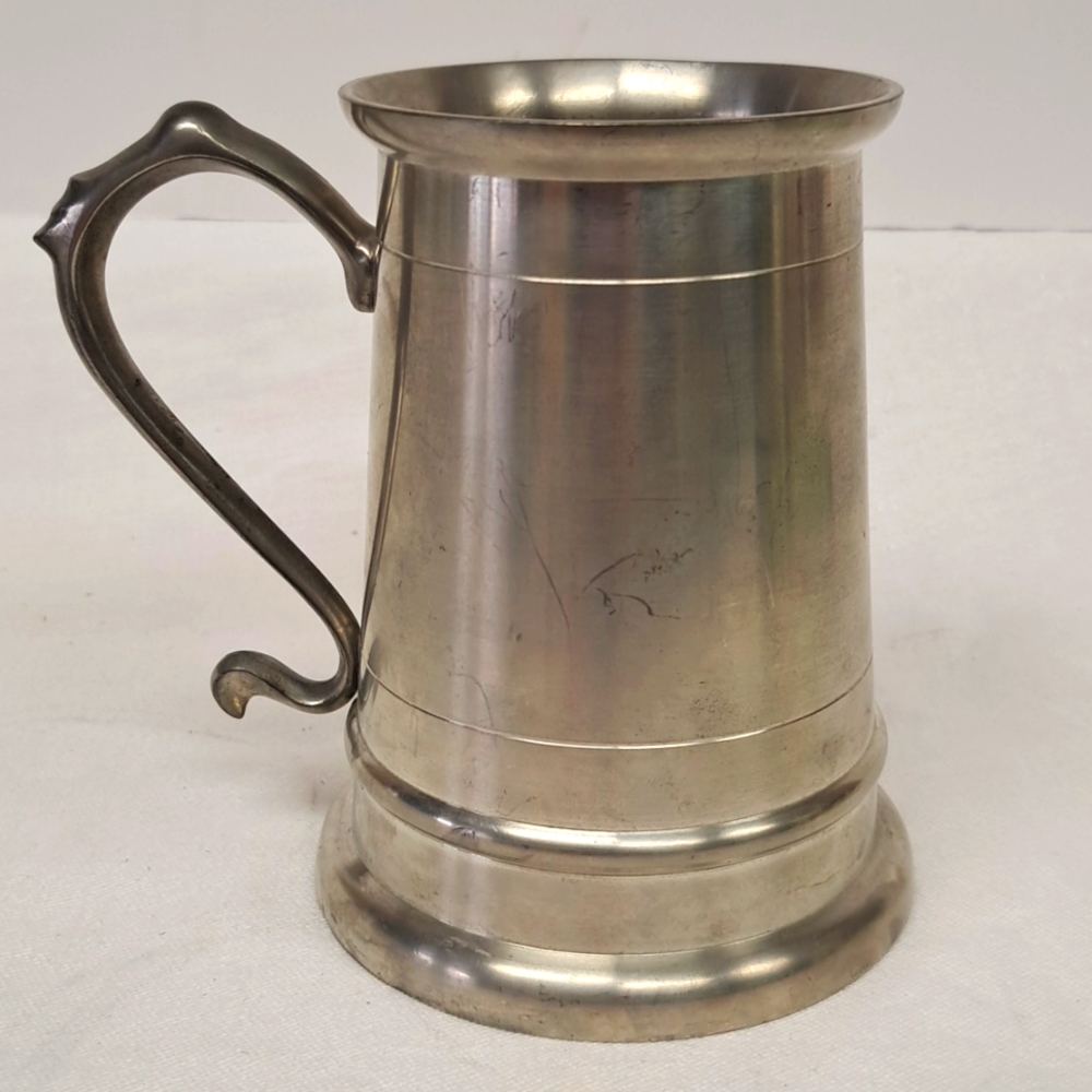 Vintage 5” Royal Selangor pewter tankard / stein hand finished